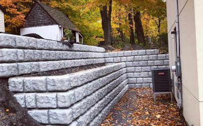 mur de soutènement en béton estampé